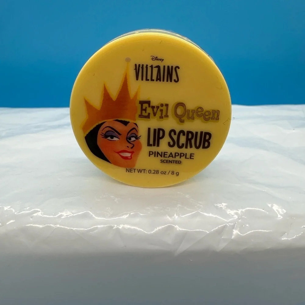 3/$15 🌼 Disney Villians Pineapple Lip Scrub Jar with evil skull design.